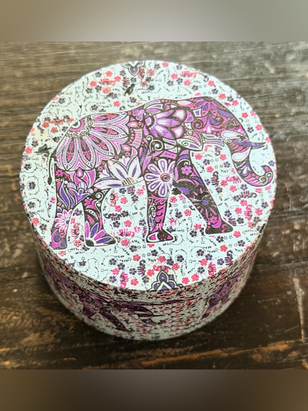 Large 4 layer grinder Elegant Elephant Design Purples Cooking Smoking Experience